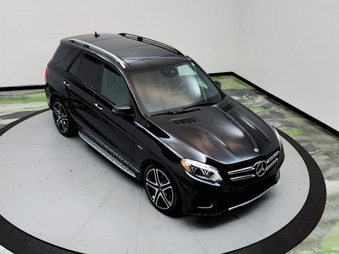 Used 2018 Mercedes-Benz GLE 43 AMG 4MATIC image 35