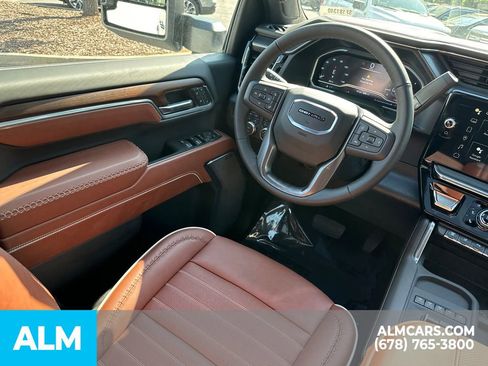 Used 2025 GMC Sierra 3500 Denali Ultimate image 29