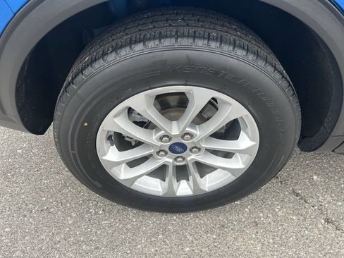 Used 2020 Ford Escape SE image 15