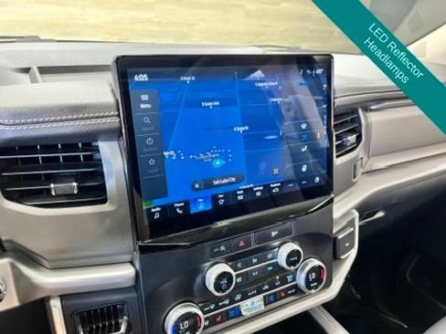 Used 2024 Ford Expedition XLT AWD/4WD image 18