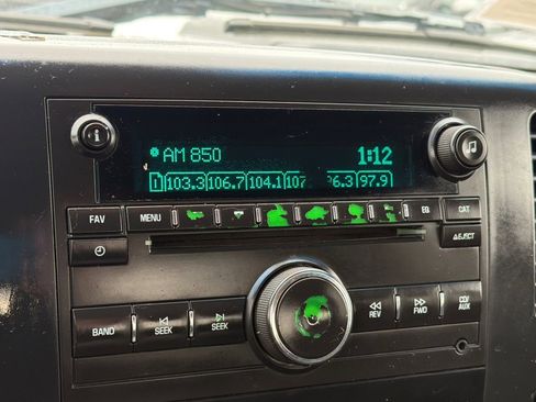 Used 2007 Chevrolet Silverado 2500 LT image 17