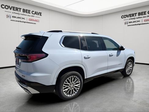 New 2026 GMC Acadia Denali w/ Super Cruise Package image 9