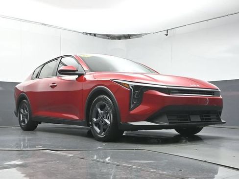 Used 2025 Kia K4 FWD image 31