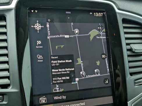 Used 2020 Volvo XC90 T6 Momentum w/ Protection Package Premier image 14