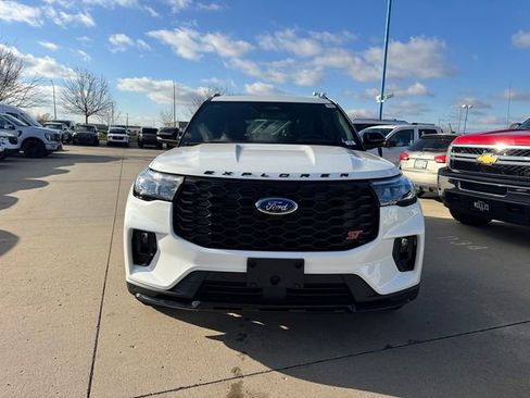 New 2026 Ford Explorer ST w/ Sun And Sound Package AWD/4WD image 2