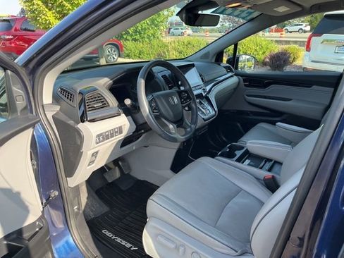 Used 2023 Honda Odyssey Elite image 9