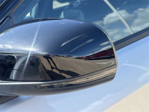 Used 2024 Jeep Compass Trailhawk image 11