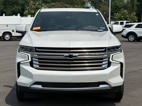 Used 2022 Chevrolet Tahoe High Country AWD/4WD image 8