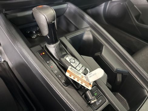 Used 2023 Honda Accord EX image 17