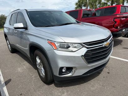 Used 2021 Chevrolet Traverse LT