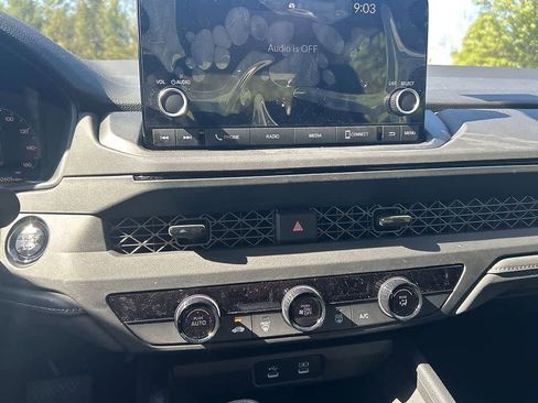 Used 2025 Honda Accord LX image 20