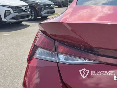 Certified 2023 Hyundai Elantra SEL FWD image 12