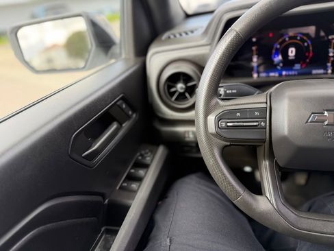 Used 2023 Chevrolet Colorado Trail Boss w/ LPO, Dark Essentials Package AWD/4WD image 7