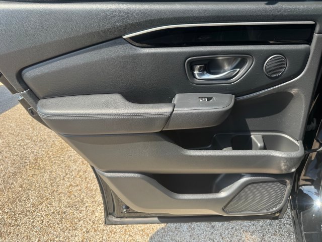 Used 2023 Honda Pilot Touring image 29