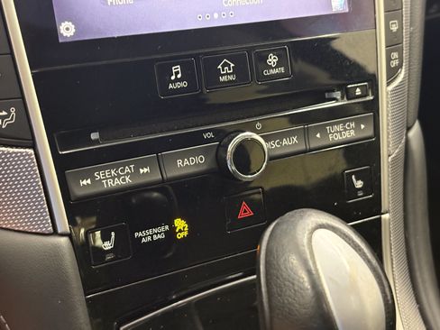 Used 2015 INFINITI Q50 Premium w/ Navigation Package AWD/4WD image 17
