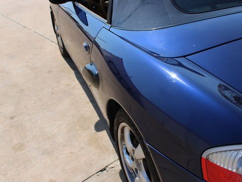 Used 2003 Porsche Boxster RWD image 40