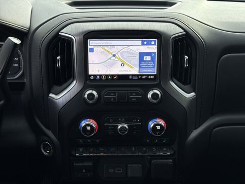 Used 2023 GMC Sierra 2500 Denali w/ Denali Ultimate Package image 30