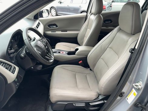 Used 2019 Honda HR-V EX-L image 6