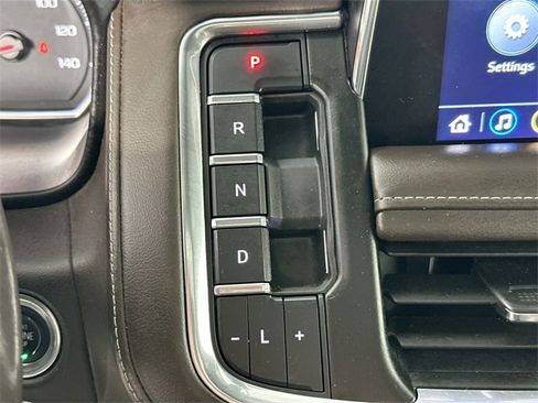 Used 2021 Chevrolet Tahoe LT w/ LT Signature Package image 15