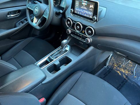 Used 2023 Nissan Sentra SV image 20