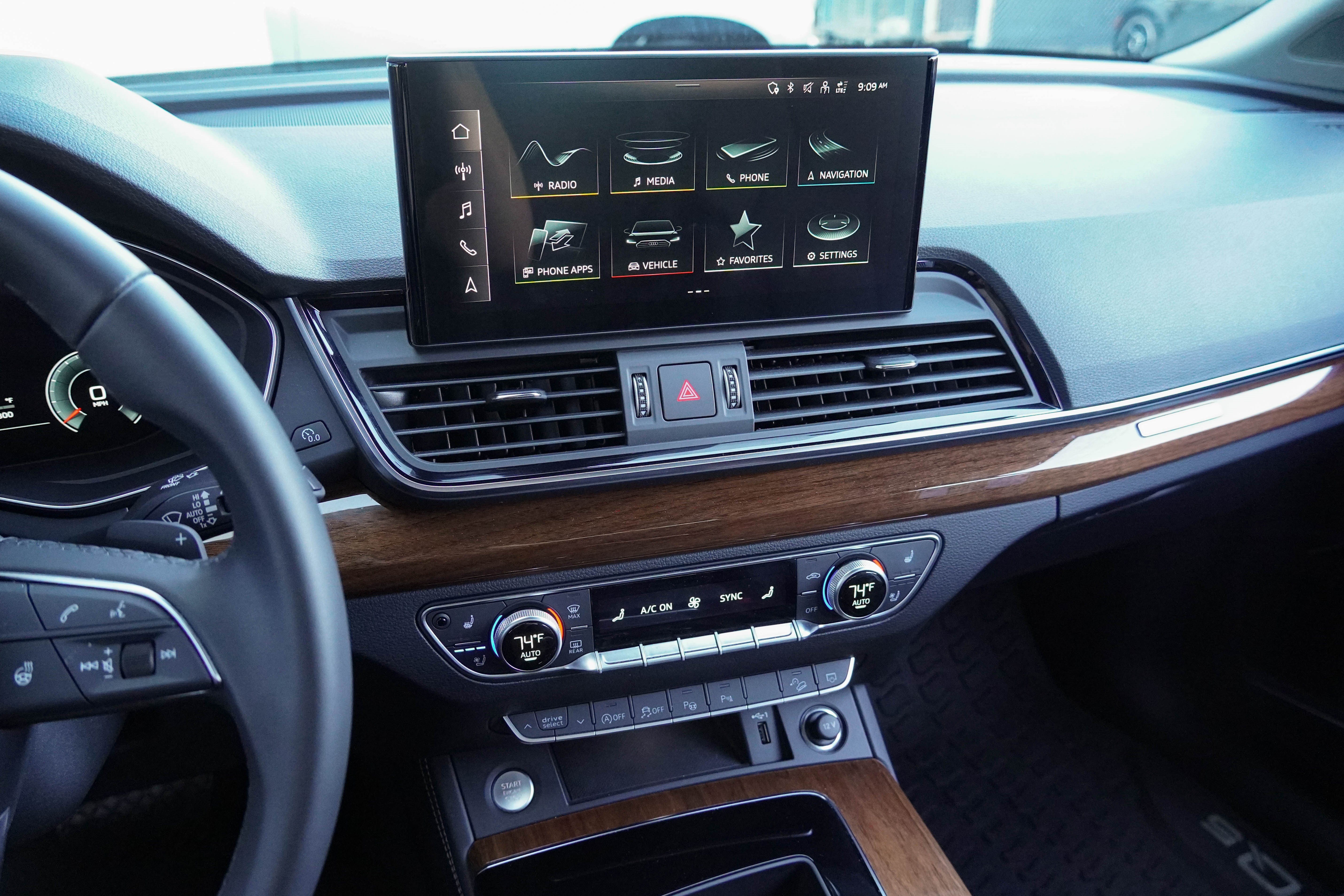 Used 2023 Audi Q5 2.0T Prestige AWD/4WD image 21