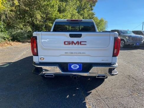 New 2026 GMC Sierra 1500 SLT image 6