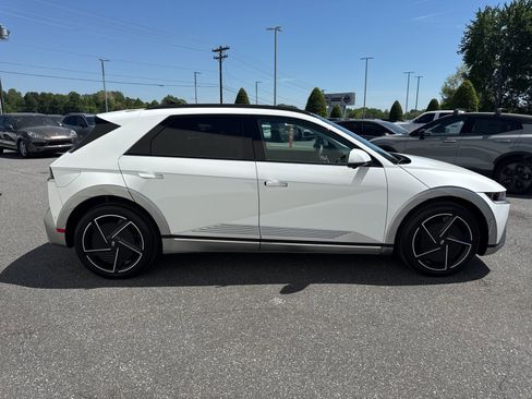 Used 2026 Hyundai Ioniq 5 Limited AWD/4WD image 8