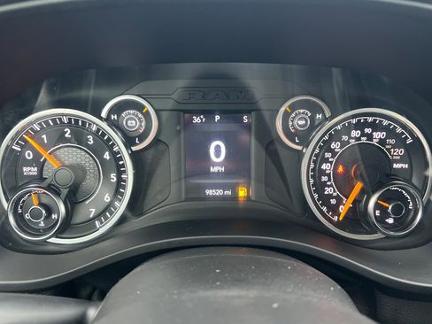 Used 2019 RAM 1500 Big Horn image 24