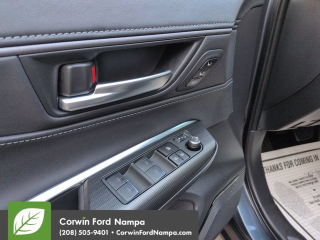 Used 2024 Toyota Venza Limited AWD/4WD image 11