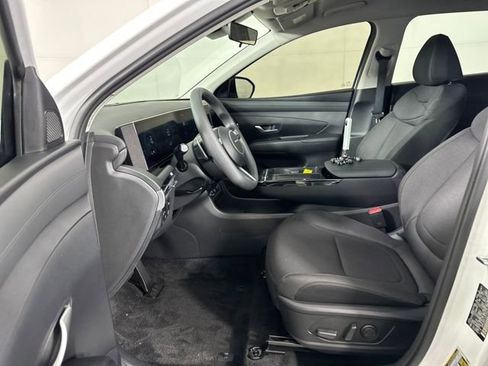 Used 2025 Hyundai Tucson Blue image 11