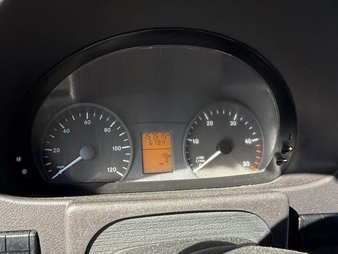 Used 2018 Mercedes-Benz Sprinter 2500 image 20