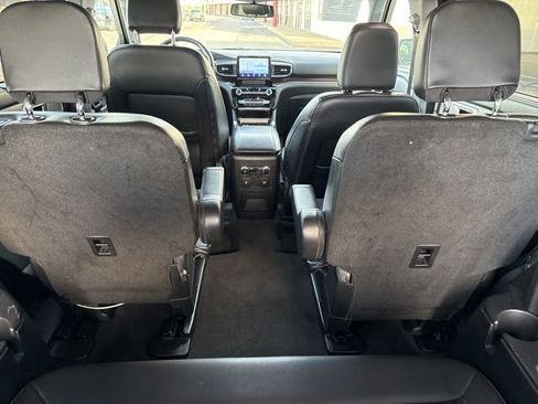 Used 2023 Ford Explorer Limited w/ Equipment Group 301A image 35