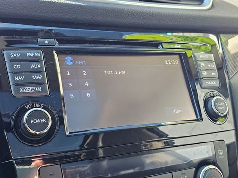 Used 2016 Nissan Rogue SL image 31