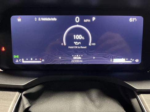 Used 2023 Jeep Grand Cherokee Limited w/ Black Appearance Package image 18