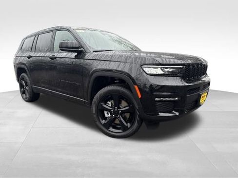 New 2025 Jeep Grand Cherokee L Limited image 1
