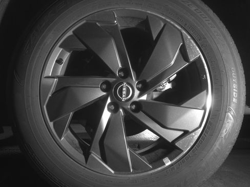 Used 2025 Nissan Rogue SV image 14