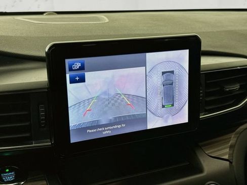 Used 2020 Ford Explorer Limited AWD/4WD image 15