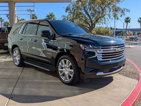 Certified 2024 Chevrolet Tahoe High Country w/ Advanced Technology Package AWD/4WD image 7
