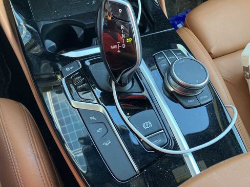 Used 2021 BMW X4 M40i image 12