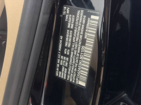 Used 2019 Porsche Macan AWD/4WD image 24