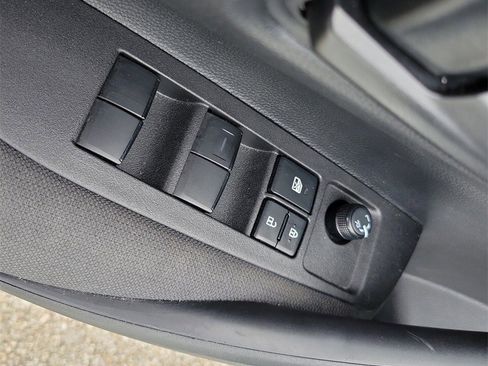 Used 2025 Toyota Corolla LE image 14