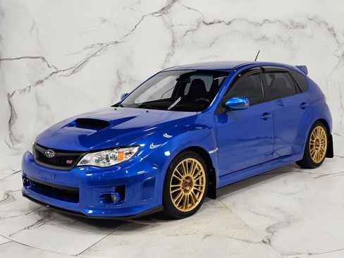 Used 2014 Subaru Impreza WRX STI AWD/4WD image 9