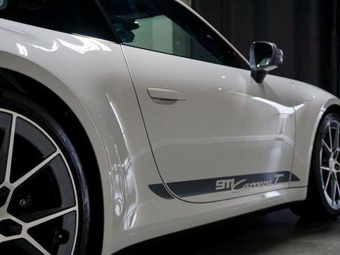Used 2025 Porsche 911 Carrera T image 59
