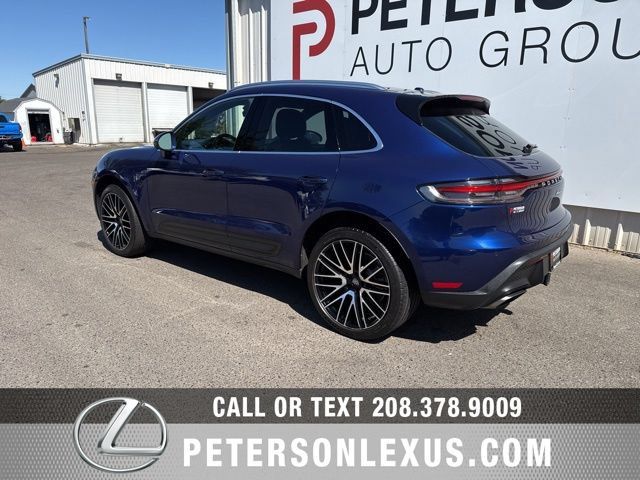 Used 2022 Porsche Macan AWD/4WD image 6