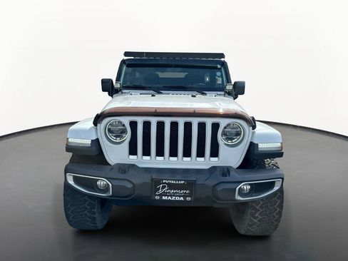 Used 2020 Jeep Wrangler Unlimited Sahara w/ Uconnect 4C Nav & Sound Group AWD/4WD image 8