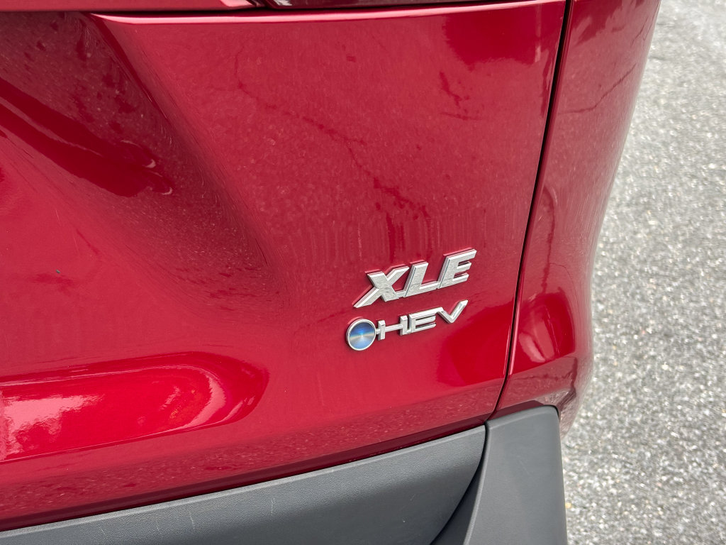 Certified 2025 Toyota RAV4 XLE AWD/4WD image 16