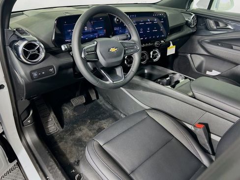 New 2026 Chevrolet Blazer EV LT image 9