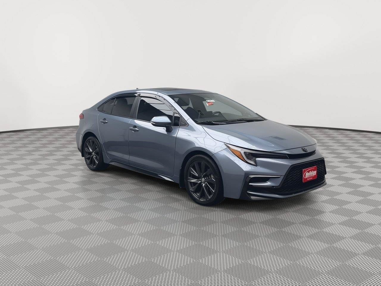 Used 2025 Toyota Corolla XSE FWD image 32