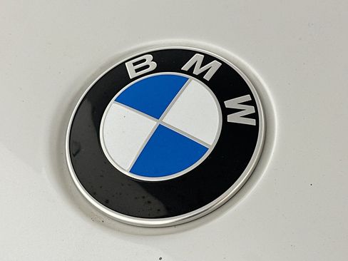 Used 2024 BMW X6 xDrive40i w/ Premium Package image 34