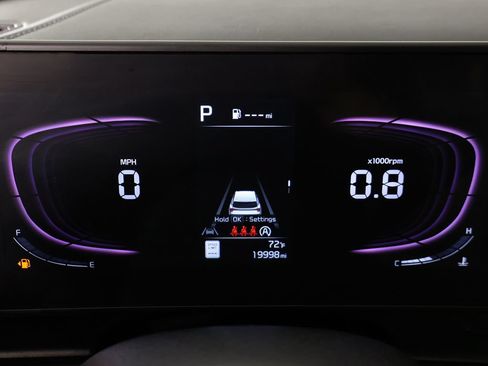Used 2024 Kia Sportage EX FWD image 39